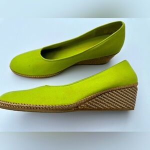 easy street Wedge Green Canvas Women's Shoes Size 10N